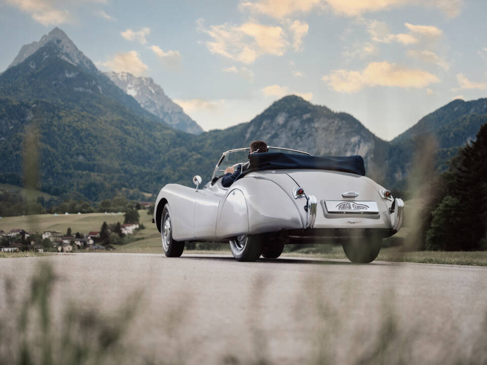 Afbeelding 2/31 van Jaguar XK 120 OTS (Alloy) (1949)