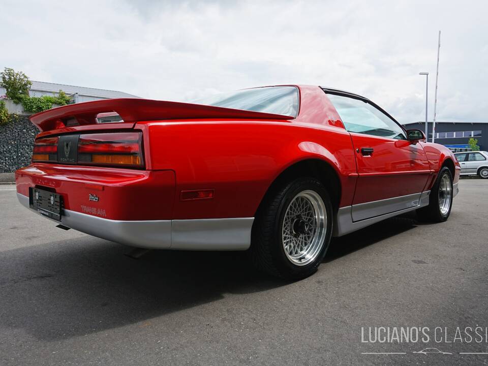 Bild 12/66 von Pontiac Firebird TransAm (1989)