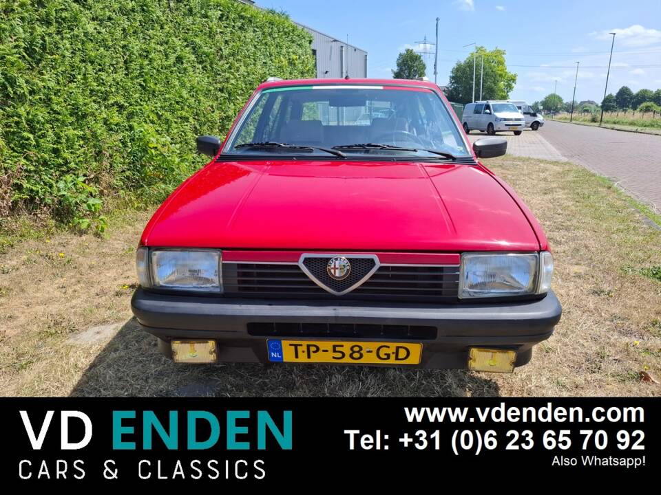 Image 14/76 of Alfa Romeo 33 - 1.3 S (1988)