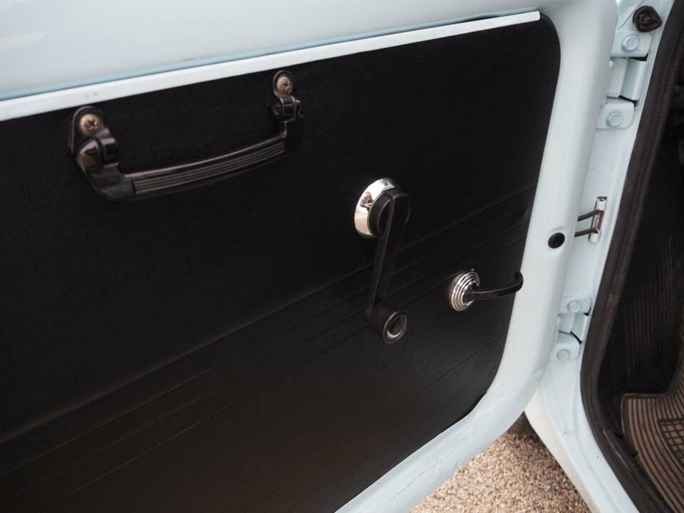 Image 19/43 of FIAT 500 F (1973)