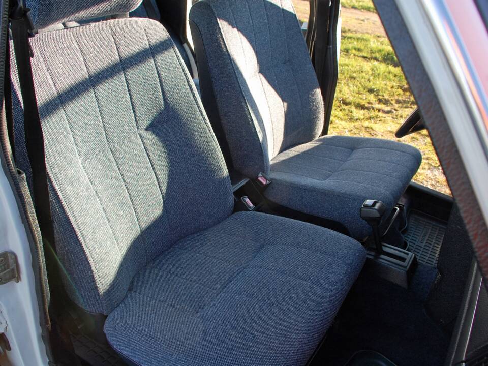 Afbeelding 13/45 van Volvo 245 GL (1991)