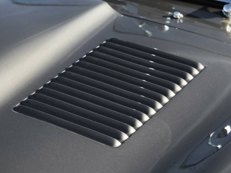 Image 8/50 de Jaguar E-Type 3.8 Flat Floor (1961)
