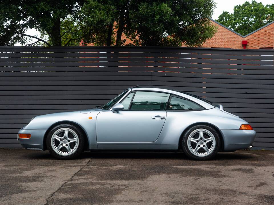 Image 6/60 of Porsche 911 Targa (1996)