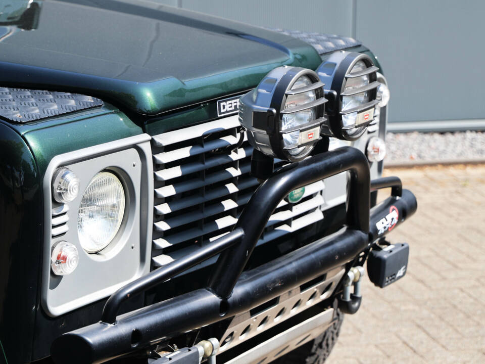 Afbeelding 13/38 van Land Rover 90 (1989)