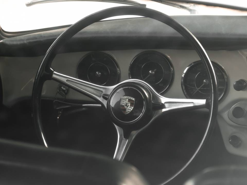 Image 17/44 of Porsche 356 C 1600 (1963)