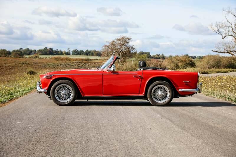 Image 8/30 of Triumph TR 5 PI (1968)