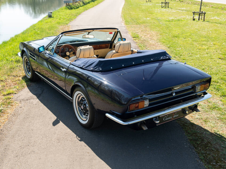 Imagen 4/21 de Aston Martin V8 Volante (1979)