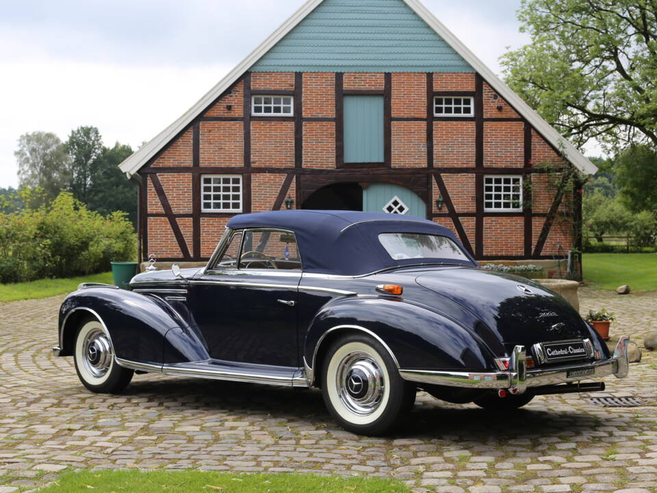 Afbeelding 3/56 van Mercedes-Benz 300 Sc Roadster (1958)