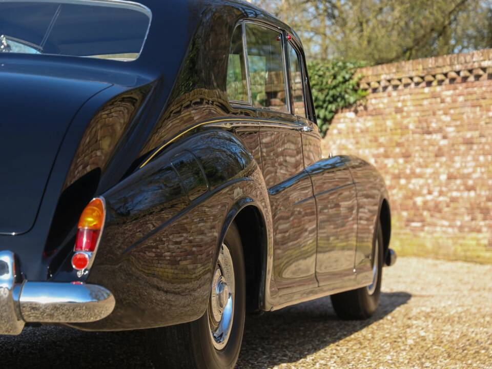 Image 37/50 de Rolls-Royce Phantom V James Young (1962)