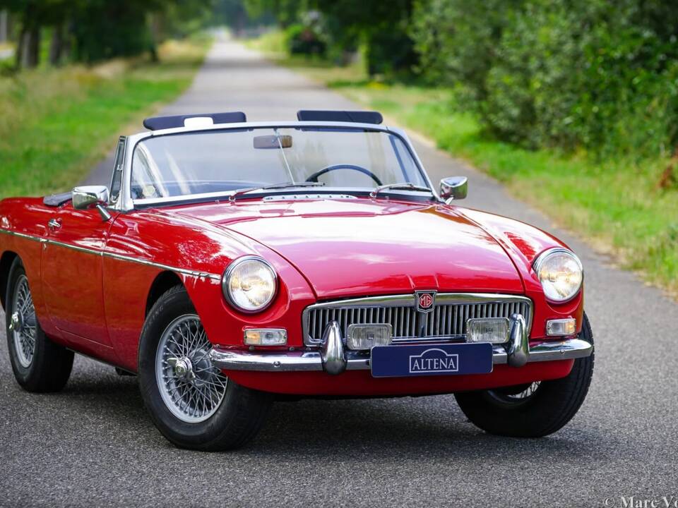 Image 9/39 de MG MGB (1964)