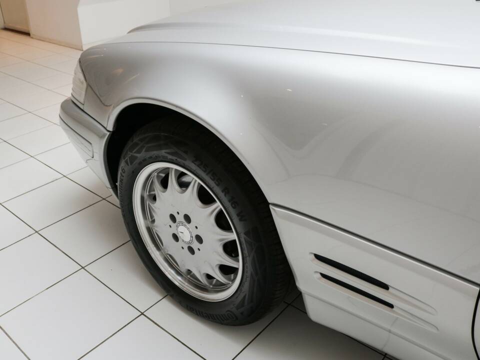 Bild 42/84 von Mercedes-Benz SL 320 (1996)