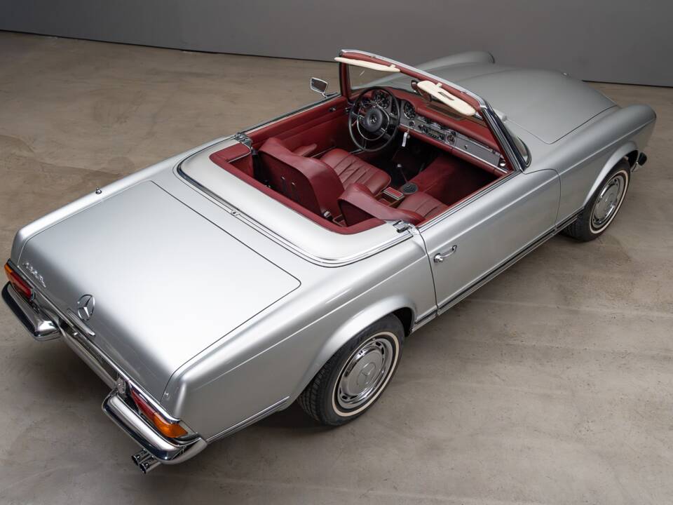 Bild 20/44 von Mercedes-Benz 280 SL (1970)