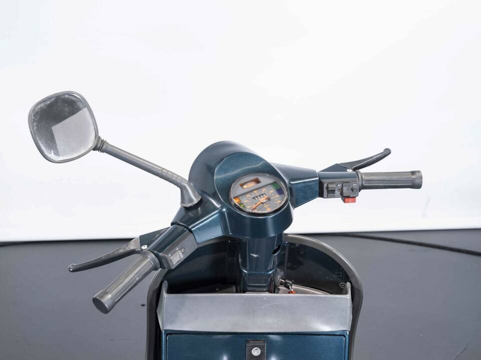 Imagen 9/36 de Piaggio Vespa PK 50 N (1990)