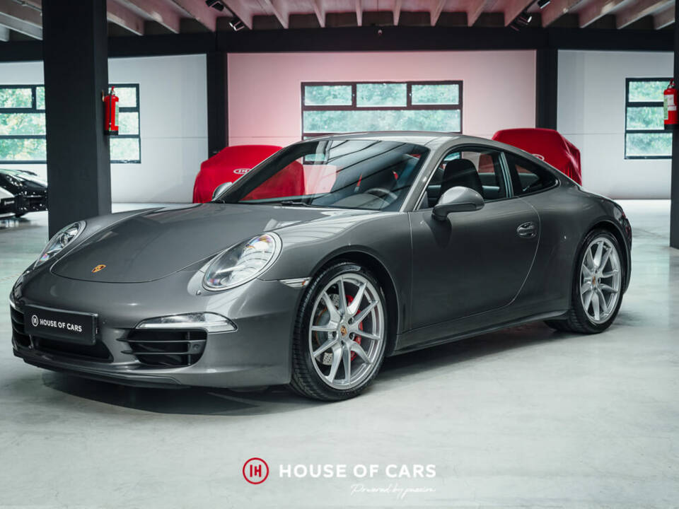 Image 2/23 of Porsche 911 Carrera 4S (2013)