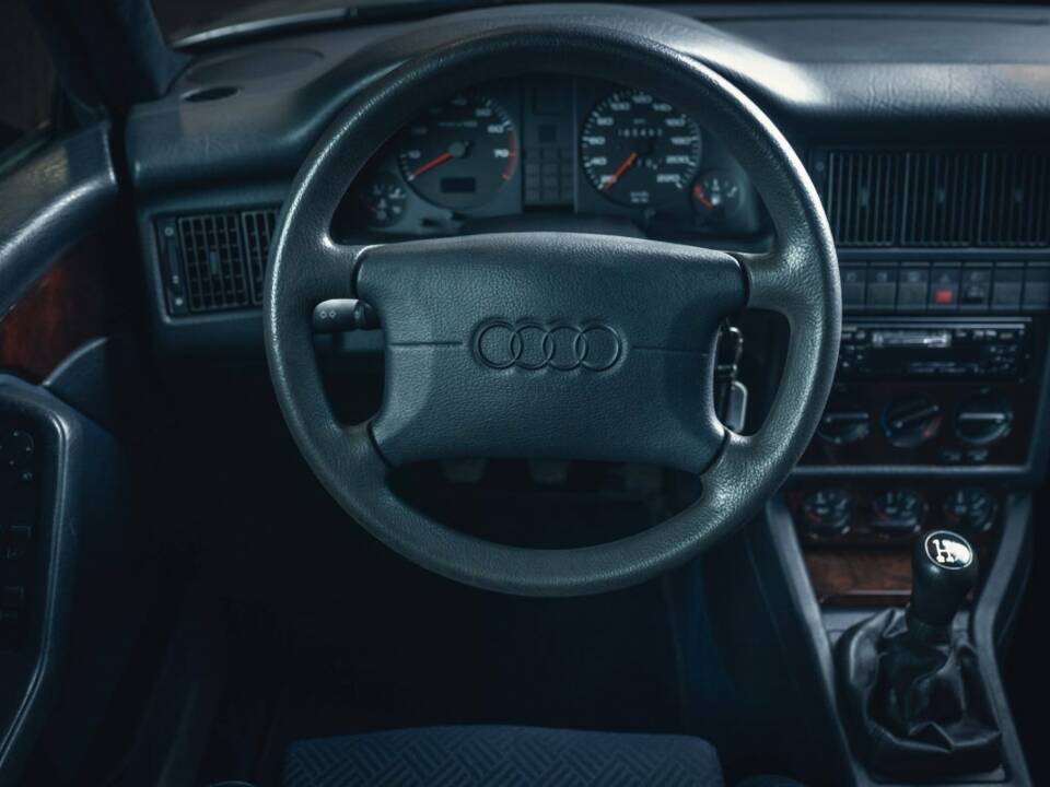 Image 12/15 of Audi 80 - Cabriolet 2.0 E (1995)