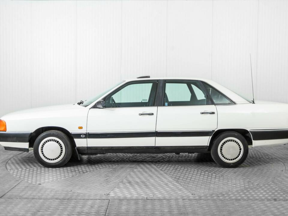 Image 9/50 of Audi 100 - 1.8 (1987)