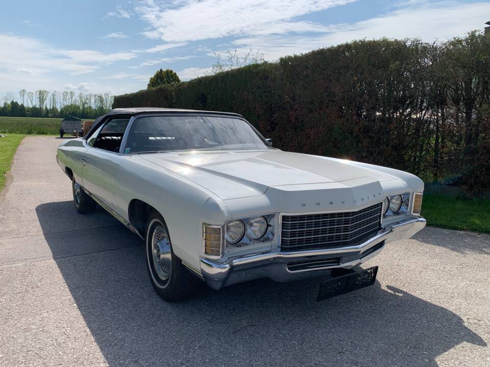 Bild 24/34 von Chevrolet Impala Convertible (1971)
