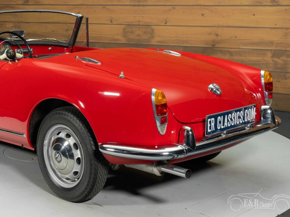Immagine 8/8 di Alfa Romeo Giulietta Spider (1961)