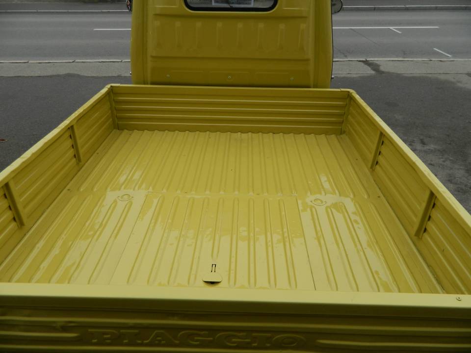 Bild 5/9 von Piaggio Vespa APE 600 MP (1976)