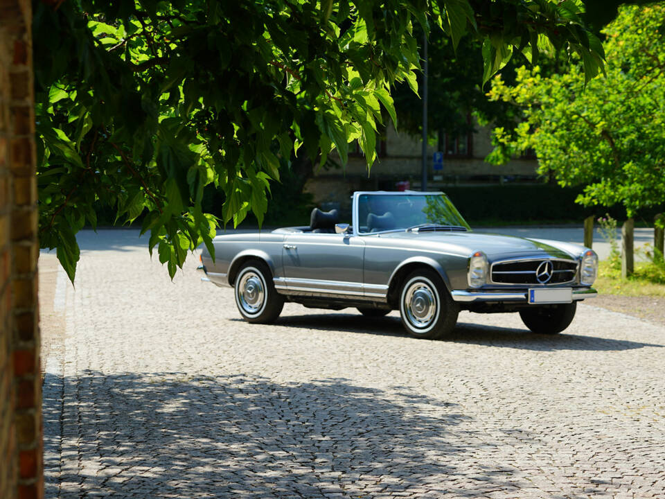 Imagen 18/25 de Mercedes-Benz 280 SL (1970)