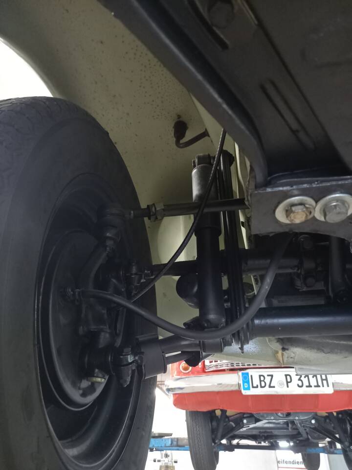 Image 106/137 of Volkswagen Beetle 1200 (1965)