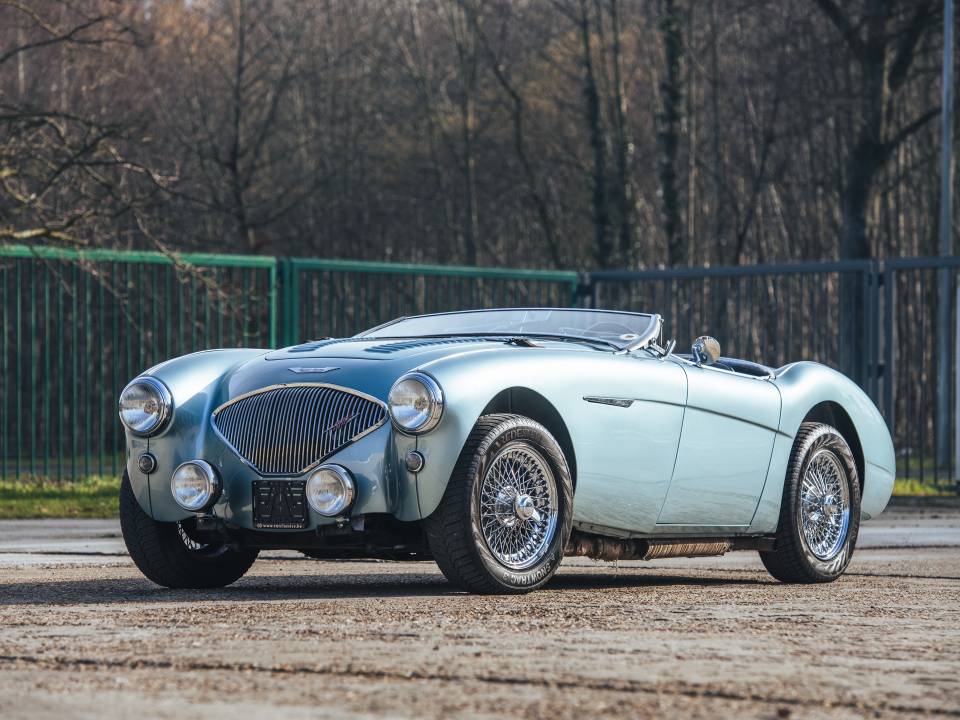 Image 20/37 of Austin-Healey 100&#x2F;4M (BN2) (1956)