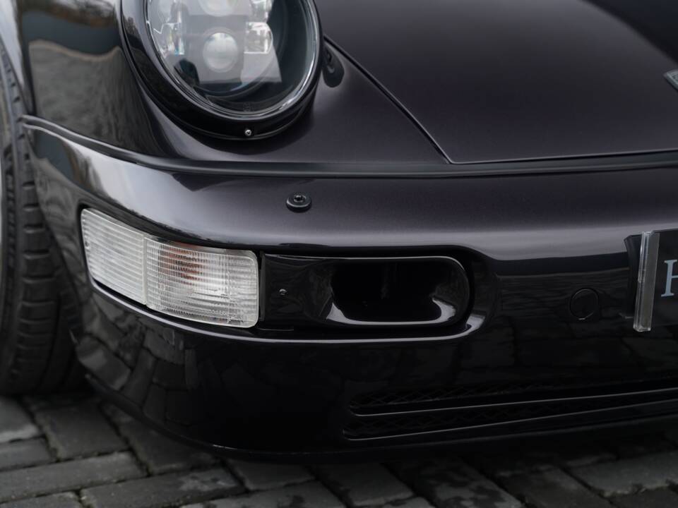 Bild 29/50 von Porsche 911 Carrera 4 (1990)