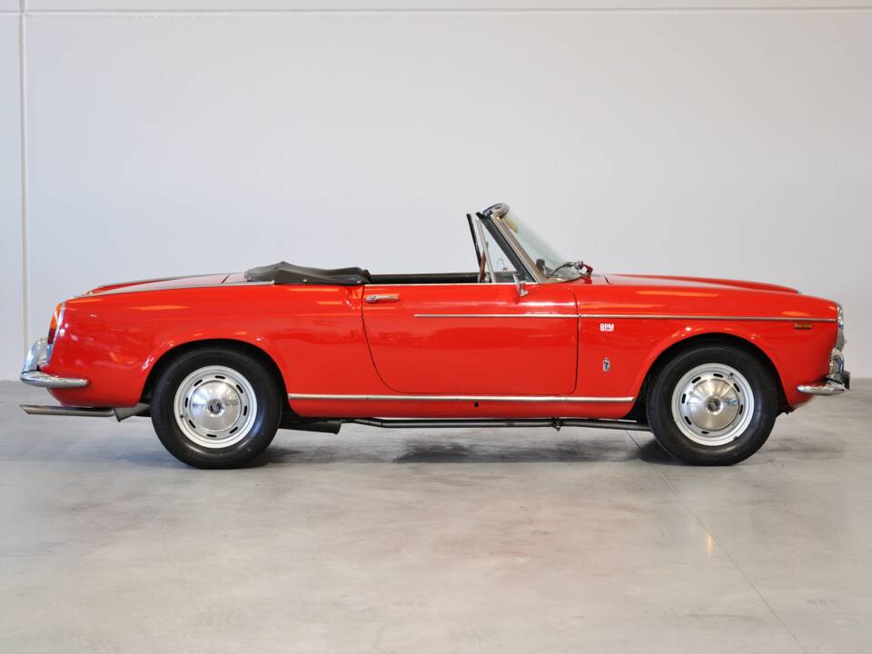 Image 25/29 of FIAT 1500 (1964)