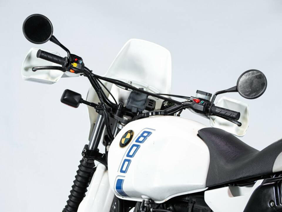 Image 29/50 de BMW R 80 GS (1989)
