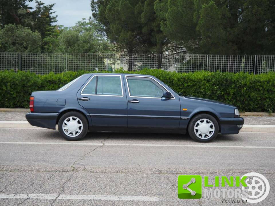 Bild 3/10 von Lancia Thema I.E. Turbo 16V (1990)