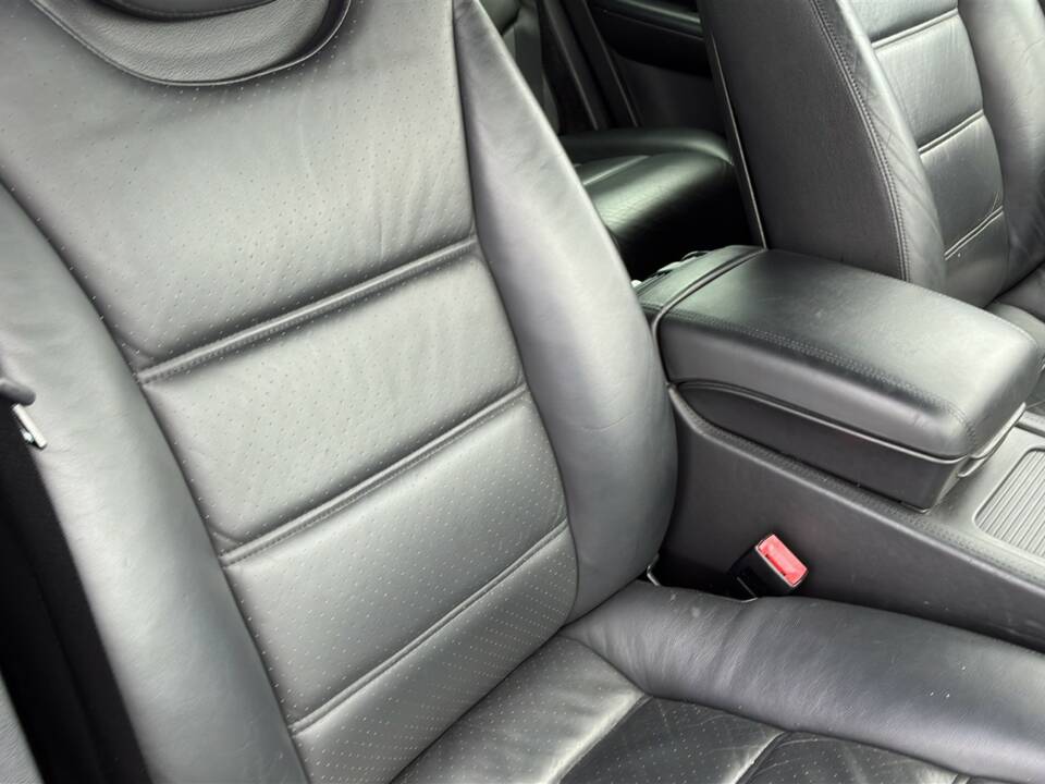 Image 23/50 of Porsche Cayenne Turbo (2007)