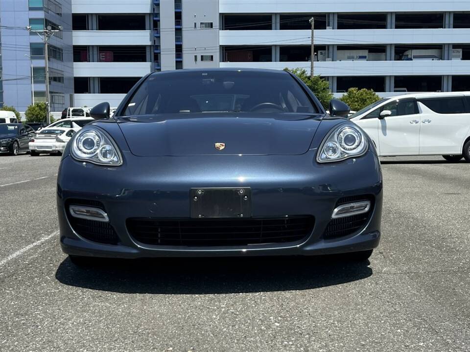 Image 2/89 of Porsche Panamera Turbo (2009)