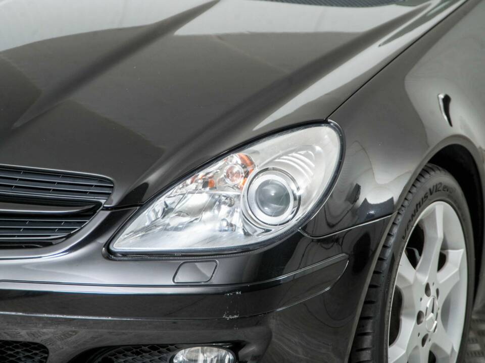 Immagine 22/50 di Mercedes-Benz SLK 200 Kompressor (2004)