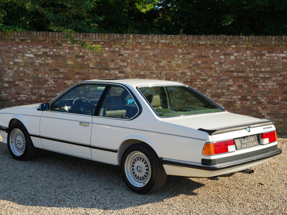 Immagine 44/50 di BMW 635 CSi (1986)