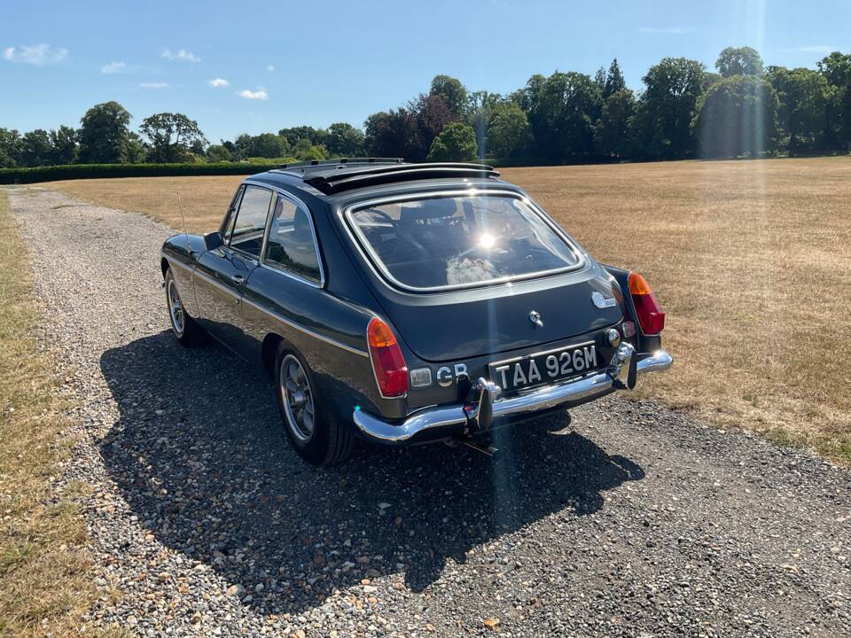 Imagen 6/45 de MG MGB GT (1974)