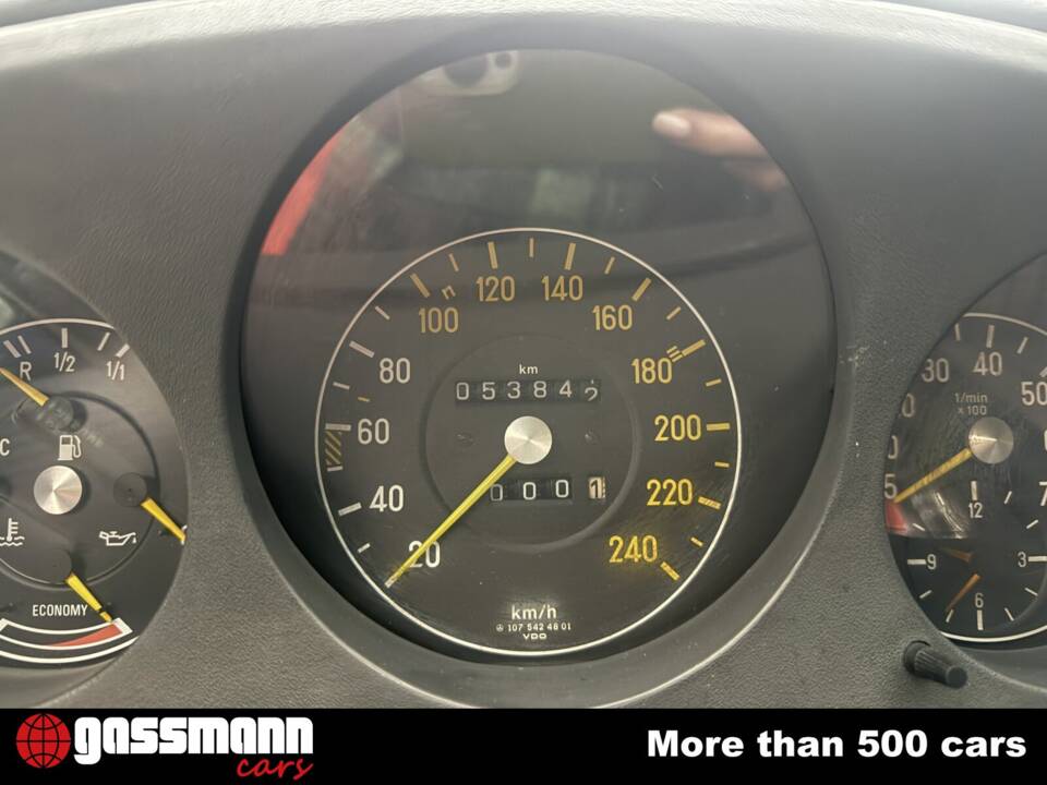 Immagine 11/15 di Mercedes-Benz 380 SLC (1981)
