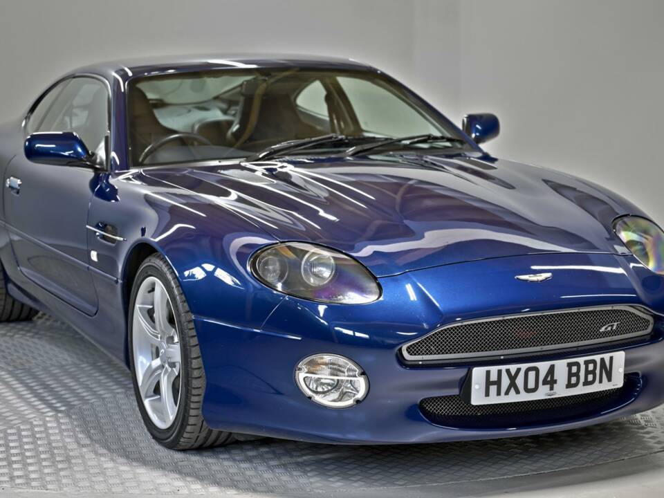 Image 31/50 of Aston Martin DB 7 GT (2004)