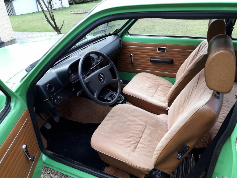 Bild 7/8 von Opel Kadett 1,2 S (1977)