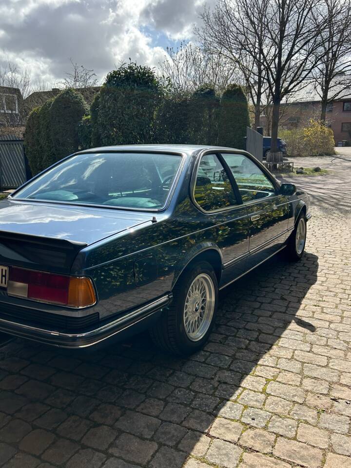 Bild 6/24 von BMW 635 CSi (1987)