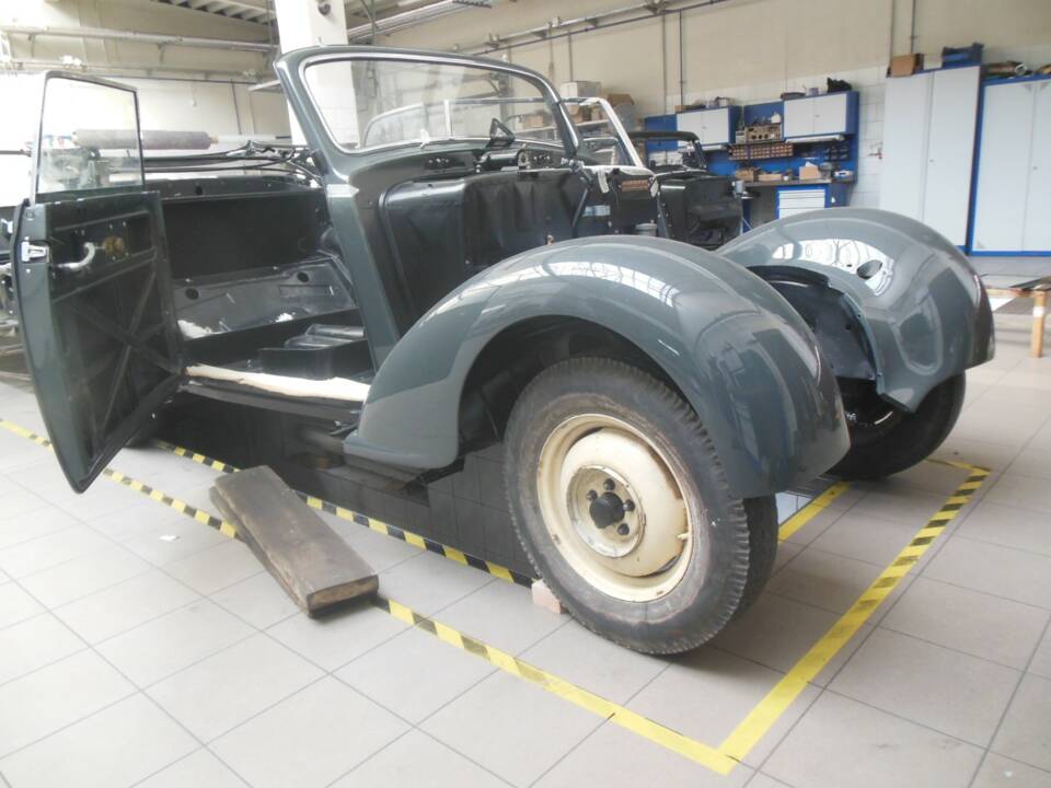 Image 20/50 of Mercedes-Benz 170 S Cabriolet B (1950)