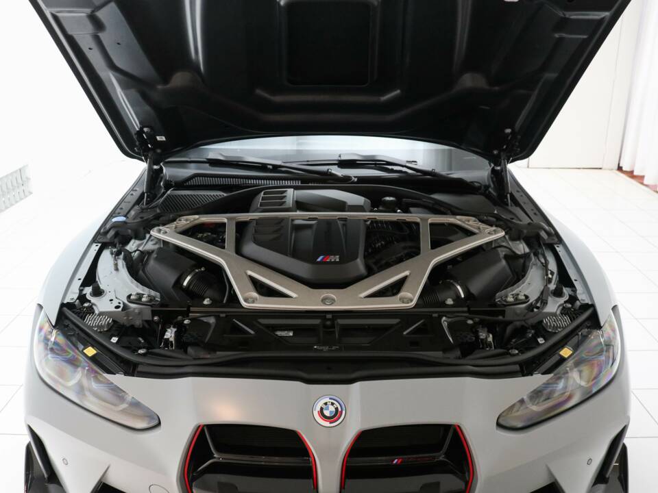 Bild 10/17 von BMW M4 CSL (2022)