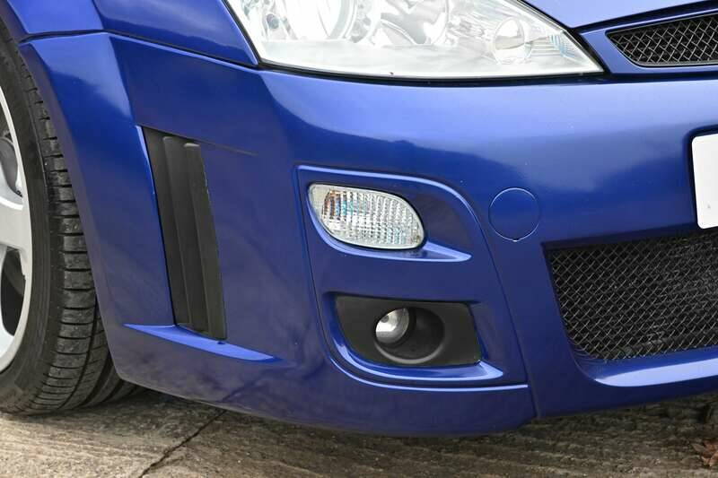Image 22/50 of Ford Focus RS (2003)
