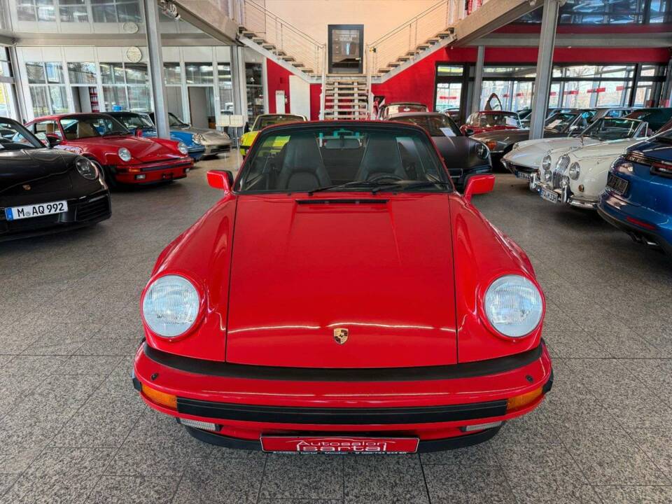 Imagen 26/35 de Porsche 911 Carrera 3.2 (1985)