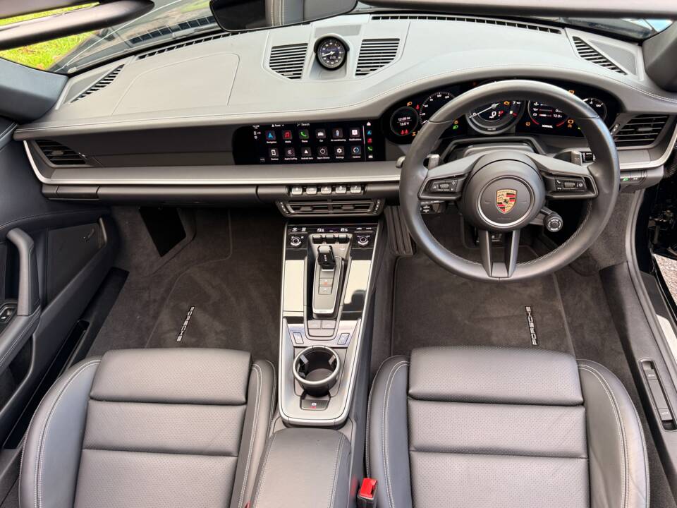 Bild 31/35 von Porsche 911 Targa 4 (2023)