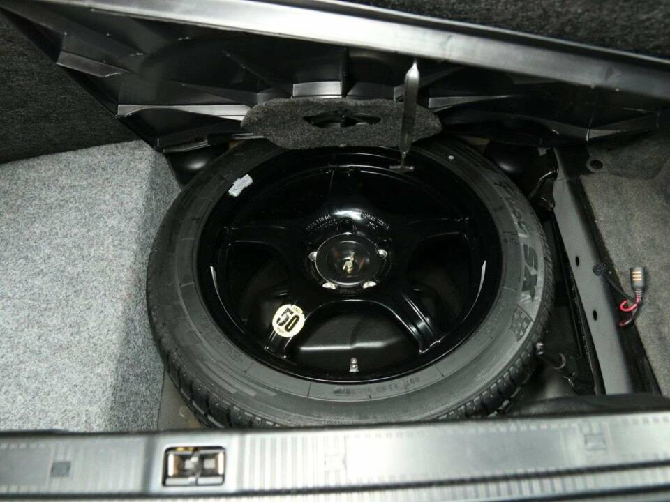 Immagine 25/30 di Mercedes-Benz SL 600 (2001)