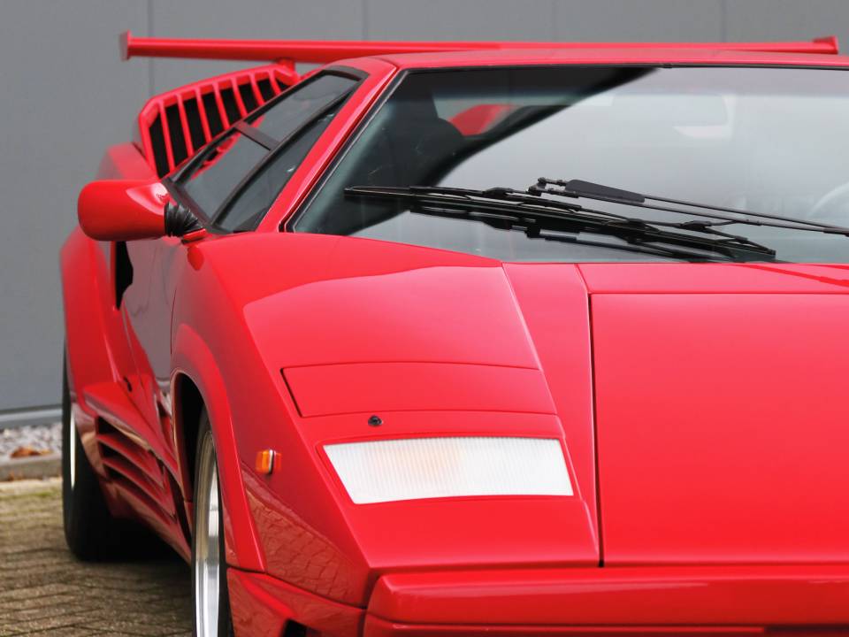 Bild 27/50 von Lamborghini Countach 25th Anniversary (1989)