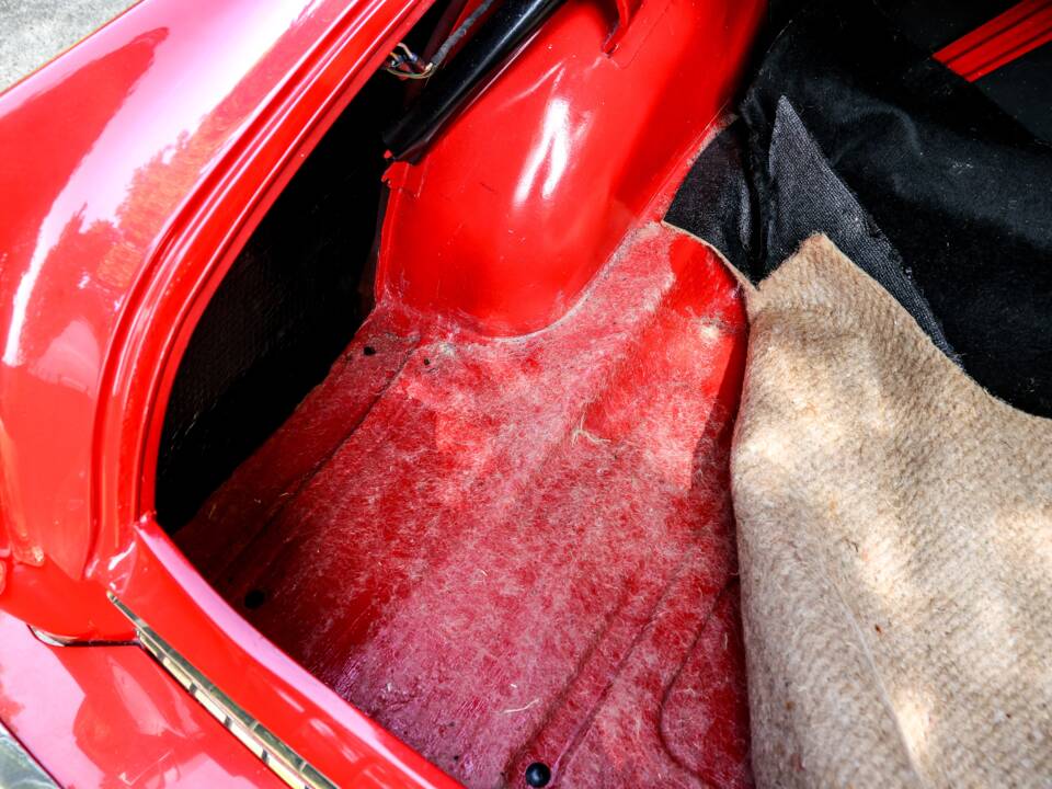 Bild 30/33 von Ford Consul 375 (1961)