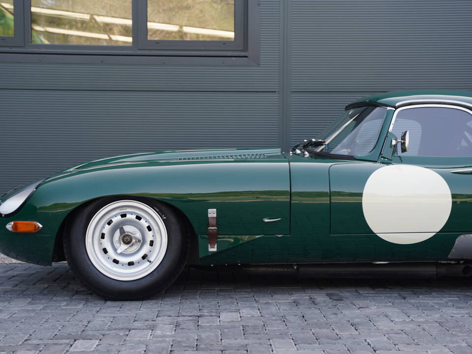 Imagen 9/50 de Jaguar E-Type 3.8 (1963)