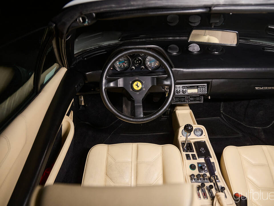 Image 67/72 of Ferrari 208 GTS Turbo (1985)