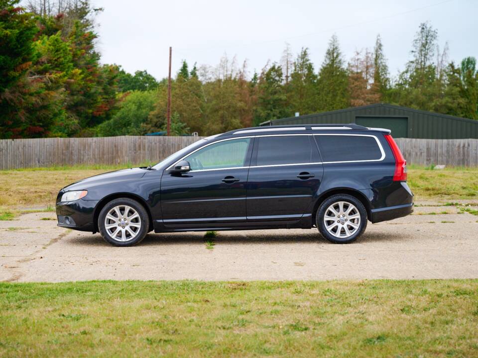 Imagen 28/50 de Volvo V70 AWD (2009)